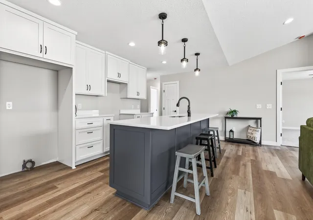5th image of 7222 Hawthorne Ct, North Branch, MN 55056 | MLS# 7117750