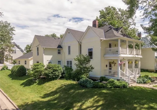 30th image of 826 2nd St, Hudson, WI 54016 | MLS# 7117758