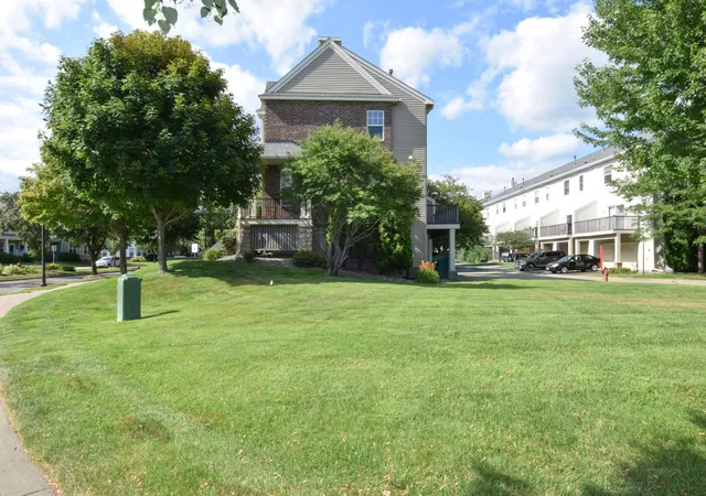 2nd image of 11314 Davenport Cir Ne #A, Minneapolis, MN 55449 | MLS# 7117768