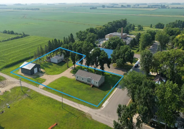 Photo 3 of Multi family home for sale at 209 / 211 Farmdale Rd, Lake Lillian, MN 56253 | MLS# 7117787 | Listing updated on 2026-08-24