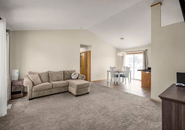 1st image of 15348 288th Ave Nw, Zimmerman, MN 55398 | MLS# 7117788