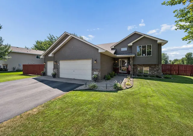 1st image of 11268 Abby Ave, Becker, MN 55308 | MLS# 7117843