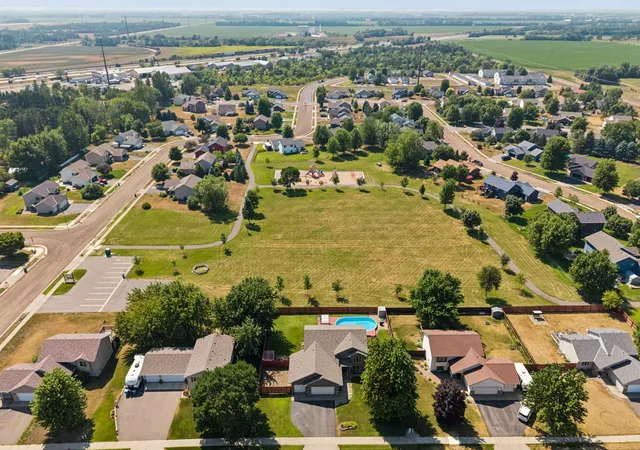 4th image of 11268 Abby Ave, Becker, MN 55308 | MLS# 7117843