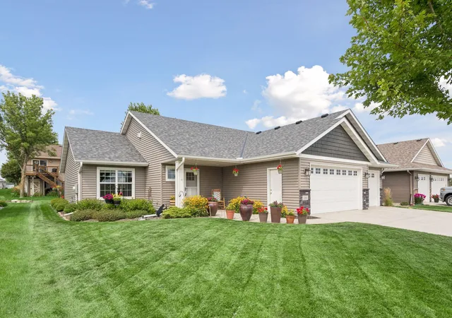 Photo 2 of Single family home for sale at 1304 Linwood Rd, Belle Plaine, MN 56011 | MLS# 7117853 | Listing updated on 2026-09-22
