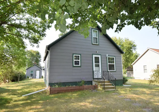 Photo 2 of Single family home for sale at 7637 County Rd B, Siren, WI 54872 | MLS# 7117889 | Listing updated on 2026-09-22