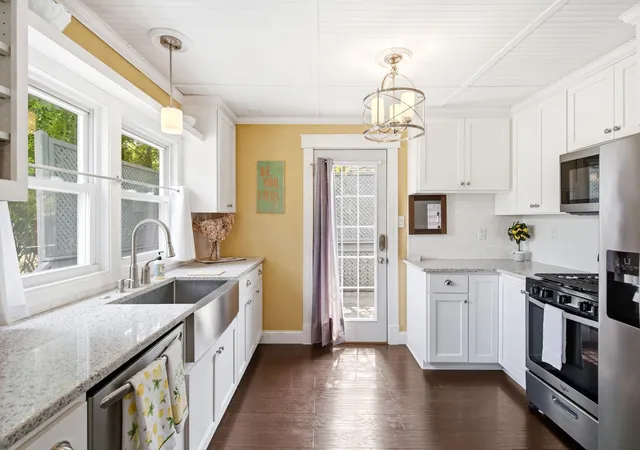 Photo 4 of Single family home for sale at 724 1st Avenue NW, Saint Paul, MN 55112 | MLS# 7117907 | Listing updated on 2026-10-28