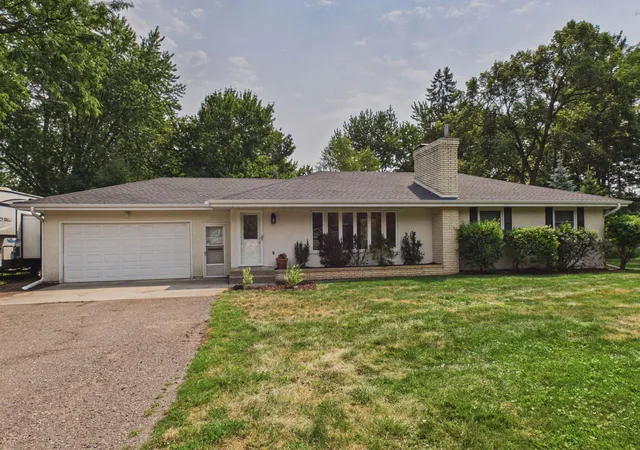 1st image of 3287 Lake Elmo Ave N, Lake Elmo, MN 55042 | MLS# 7117928