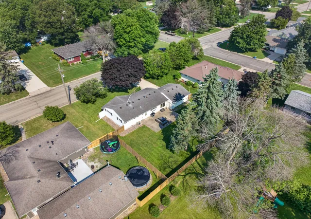69th image of 1415 Linn Ave, Owatonna, MN 55060 | MLS# 7117933