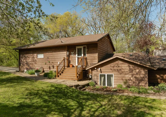 2nd image of 25226 720th St, Hayfield, MN 55940 | MLS# 7117951