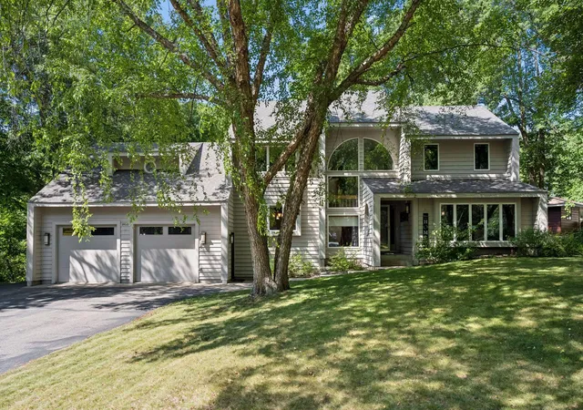 image of 1400 25th St Se, Saint Cloud, MN 56304 | MLS# 7117954