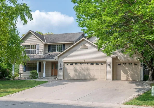 2nd image of 1920 Clearwater Rd, Waconia, MN 55387 | MLS# 7117967