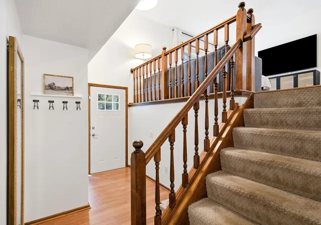 4th image of 14202 Towers Ln, Eden Prairie, MN 55347 | MLS# 7117972