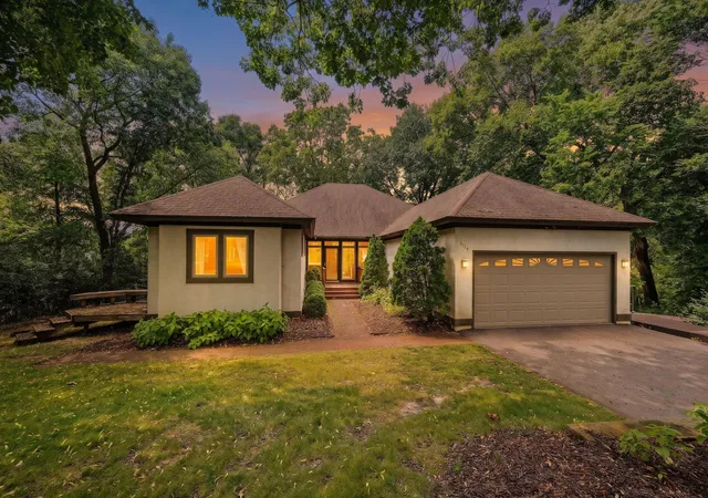 1st image of 3114 County Road 101 S, Wayzata, MN 55391 | MLS# 7117977