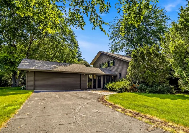 2nd image of 719 Harriet Ave, Owatonna, MN 55060 | MLS# 7117978