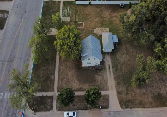 Photo 2 of Single family home for sale at 1706 N 4th Avenue, Moorhead, MN 56560 | MLS# 7118005 | Listing updated on 2026-09-10