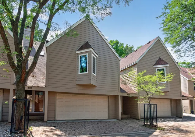 Photo 45 of Single family home for sale at 1157 Rose Ln, Saint Paul, MN 55112 | MLS# 7118013 | Listing updated on 2026-08-29