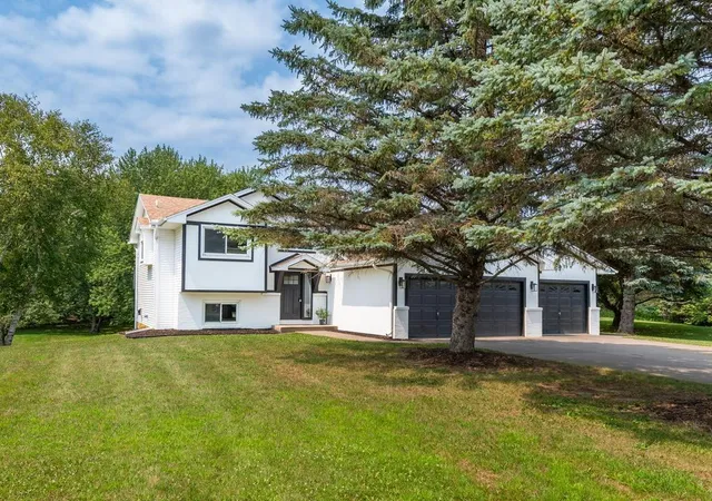 1st image of 10125 Cain Rd, Rogers, MN 55374 | MLS# 7118018