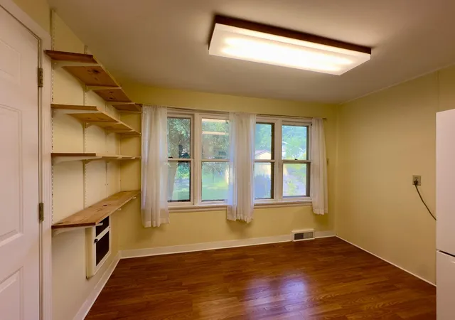 3rd image of 421 S 69th Avenue W, Duluth, MN 55807 | MLS# 7118024