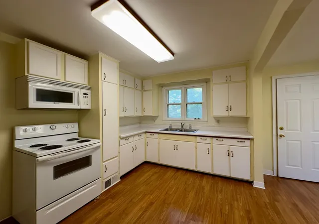 4th image of 421 S 69th Avenue W, Duluth, MN 55807 | MLS# 7118024