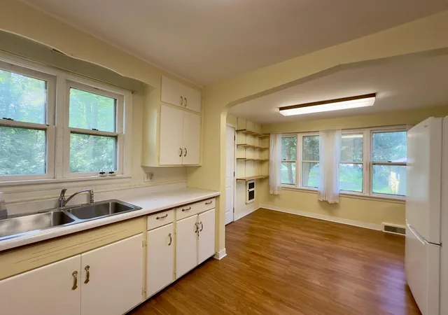 5th image of 421 S 69th Avenue W, Duluth, MN 55807 | MLS# 7118024