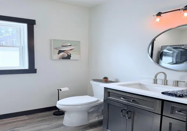 Photo 4 of Single family home for sale at 1084 W Lake Dr, Detroit Lakes, MN 56501 | MLS# 7118040 | Listing updated on 2026-07-29