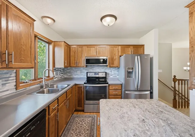 4th image of 1425 4Th St N, Sartell, MN 56377 | MLS# 7118050