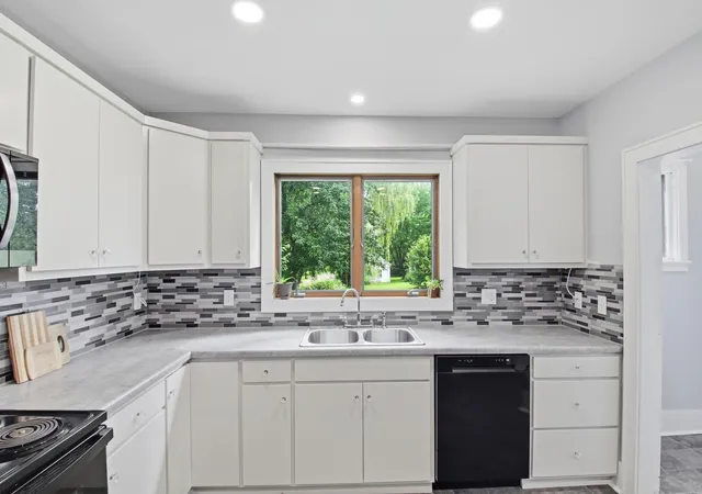 Photo 4 of Single family home for sale at 89678 130th Street, Maynard, MN 56260 | MLS# 7118053 | Listing updated on 2026-09-21