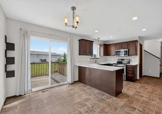 Photo 4 of Sale Pending at 5160 61st Street NW, Rochester, MN 55901 | MLS# 7118075 | Listing updated on 2026-08-26