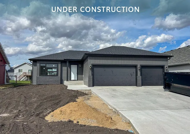 Single family home for sale at 7782 Cub Crk Way S, Horace, ND 58047 | MLS# 7118083