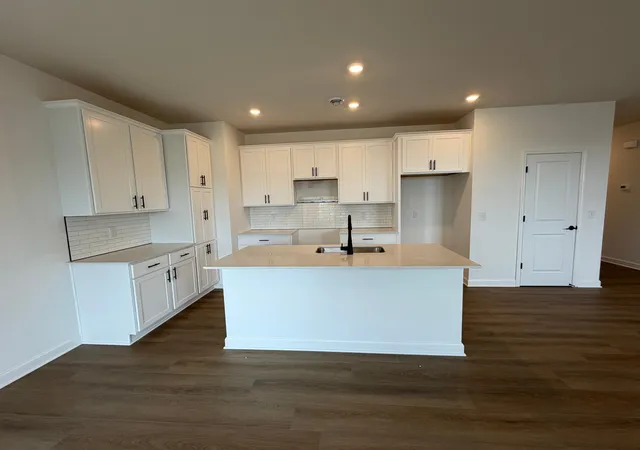 2nd image of 7416 Kaeding Ave Ne, Albertville, MN 55301 | MLS# 7118097