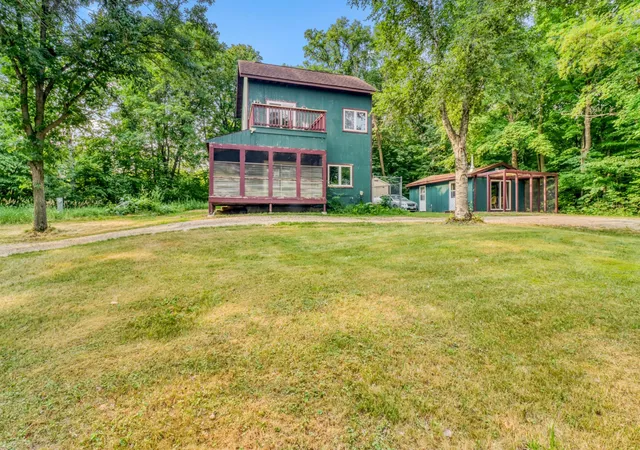 2nd image of 32898 Priebs Park Dr, Vergas, MN 56587 | MLS# 7118106