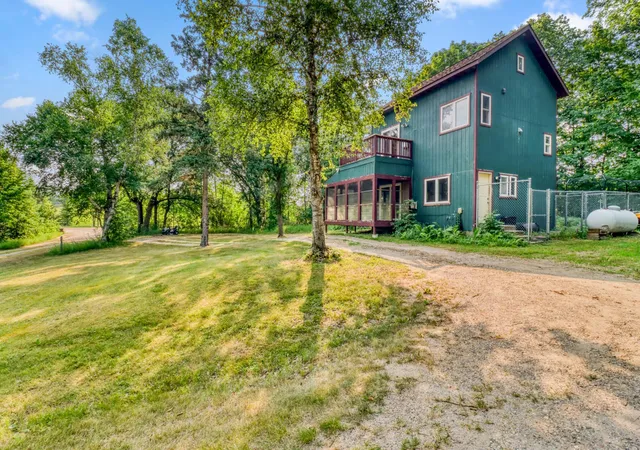 3rd image of 32898 Priebs Park Dr, Vergas, MN 56587 | MLS# 7118106