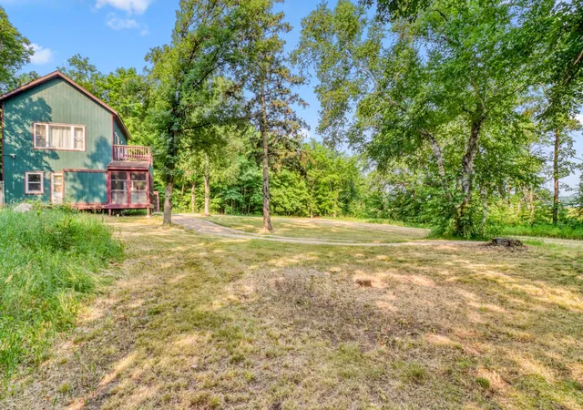 5th image of 32898 Priebs Park Dr, Vergas, MN 56587 | MLS# 7118106