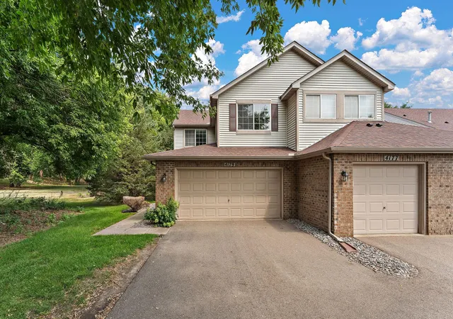 Photo 2 of Single family home for sale at 4179 Running Brk Rd, Saint Paul, MN 55122 | MLS# 7118110 | Listing updated on 2026-09-02