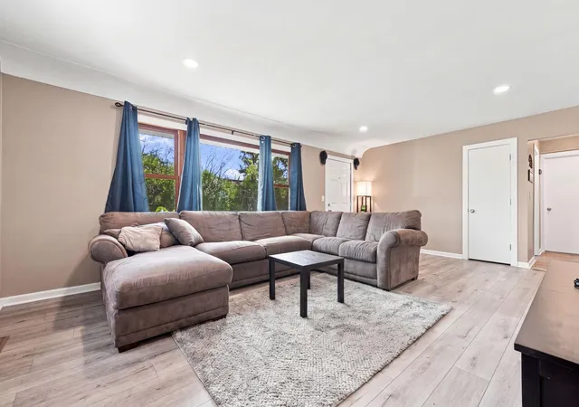 Photo 3 of Sale Pending at 959 North St, Anoka, MN 55303 | MLS# 7118139 | Listing updated on 2026-08-18