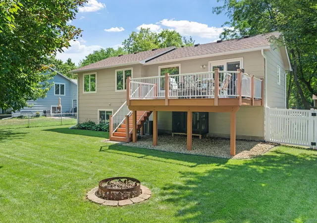 Photo 3 of Sale Pending at 6605 173rd Street W, Farmington, MN 55024 | MLS# 7118145 | Listing updated on 2026-08-24