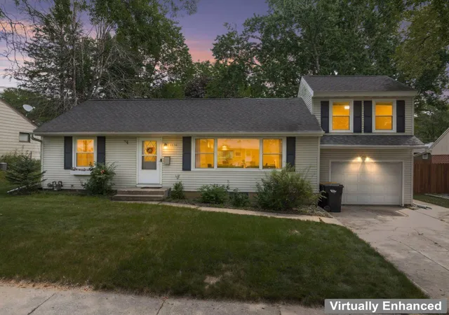 Photo 2 of Single family home for sale at 1536 9th Avenue Ne, Rochester, MN 55906 | MLS# 7118159 | Listing updated on 2026-09-15