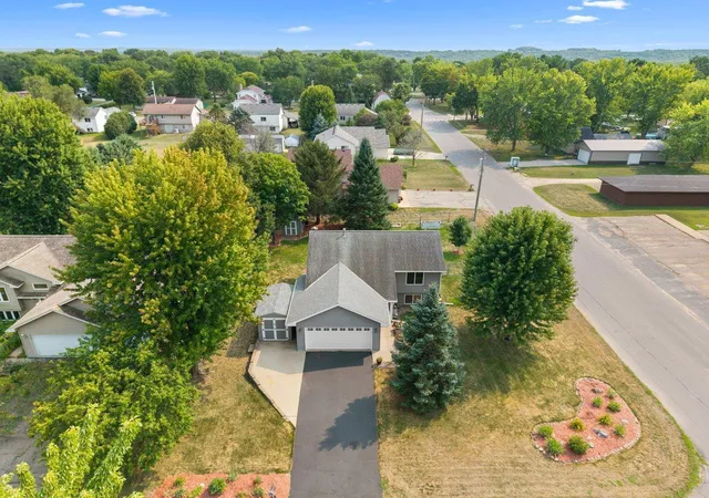 3rd image of 735 Laura St, Prescott, WI 54021 | MLS# 7118173
