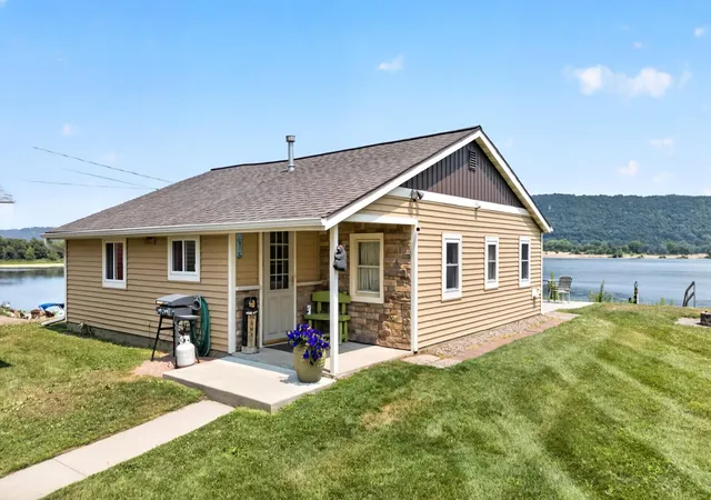Photo 4 of Single family home for sale at 67480 County Rd 76, Wabasha, MN 55981 | MLS# 7118184 | Listing updated on 2026-08-06