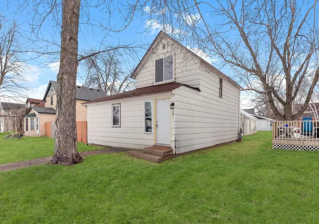 Listing Photo 4 - Condo for sale in building located at 151 3rd Ave, Foley, MN 56329