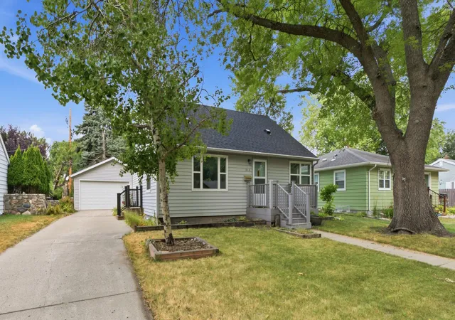 2nd image of 2018 8th St N, Fargo, ND 58102 | MLS# 7118217