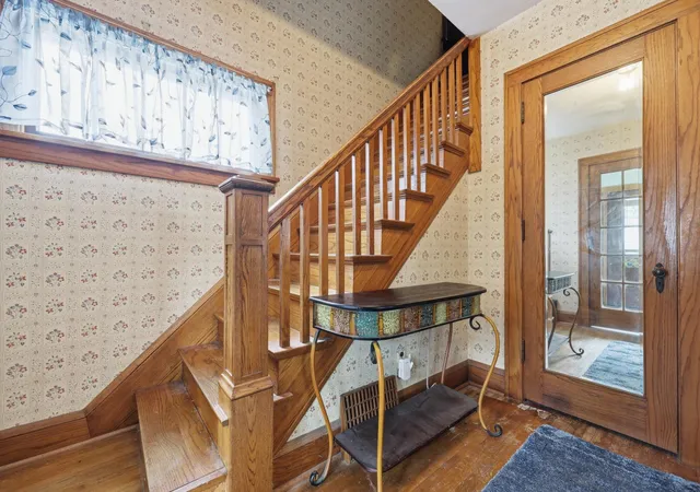 Photo 3 of Sale Pending at 120 Park Pl W, Norwood Young America, MN 55368 | MLS# 7118225 | Listing updated on 2026-09-07