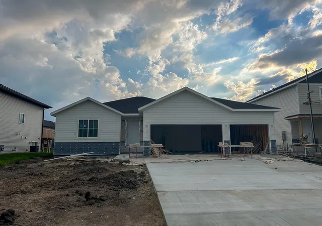1st image of 6721 14 St S, Fargo, ND 58104 | MLS# 7118232