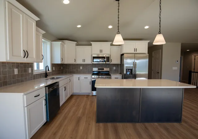 Photo 4 of Single family home for sale at 6721 14 Street S, Fargo, ND 58104 | MLS# 7118232 | Listing updated on 2026-09-15