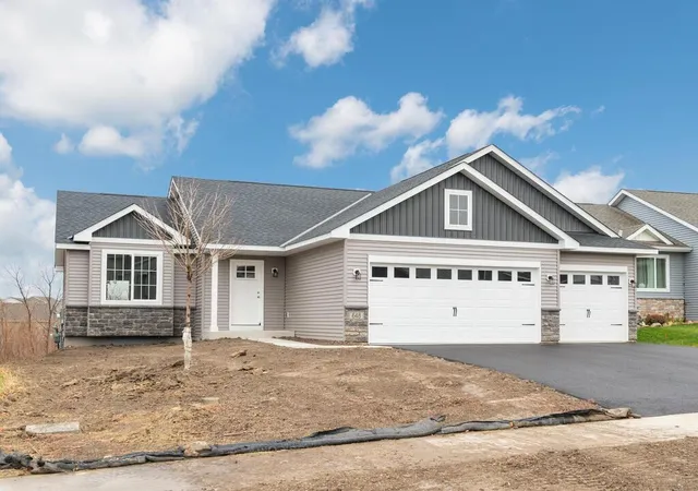 36th image of 648 Hawthorne Ln, Watertown, MN 55388 | MLS# 7118239