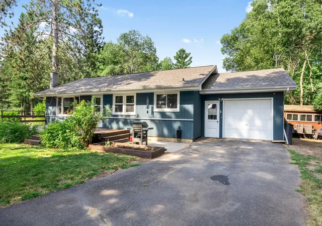 Photo 3 of Single family home for sale at 59425 State Hwy 23, Sandstone, MN 55072 | MLS# 7118280 | Listing updated on 2026-08-12