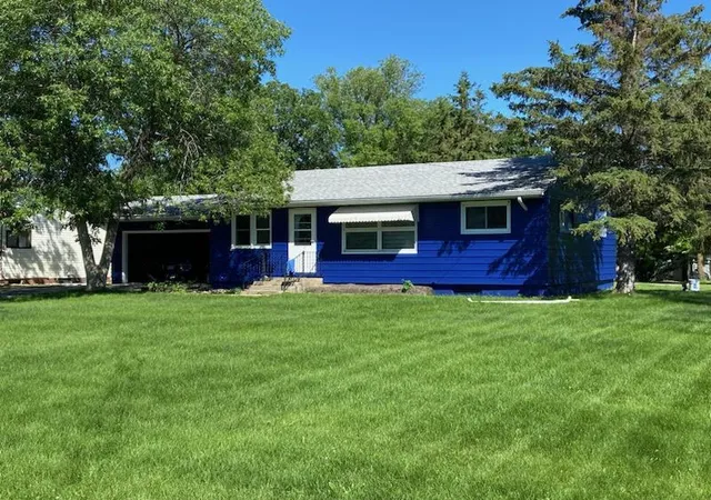 Photo 1 of Sale Pending at 610 S Main St, Badger, MN 56714 | MLS# 7118299 | Listing updated on 2026-08-25