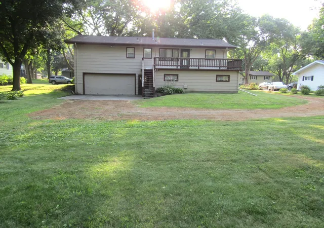 Photo 3 of Single family home for sale at 1646 N 5th Street, Montevideo, MN 56265 | MLS# 7118329 | Listing updated on 2026-08-01