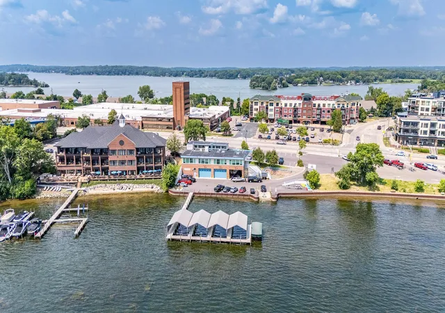 Photo 2 of Condo for sale at 4100 Spring St #410, Spring Park, MN 55384 | MLS# 7118376 | Listing updated on 2026-10-04