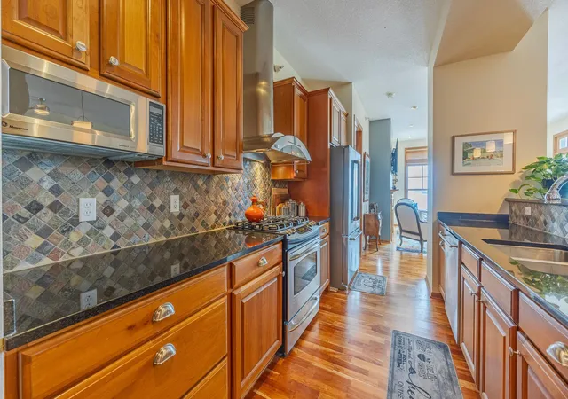 Photo 4 of Condo for sale at 4100 Spring St #410, Spring Park, MN 55384 | MLS# 7118376 | Listing updated on 2026-10-04